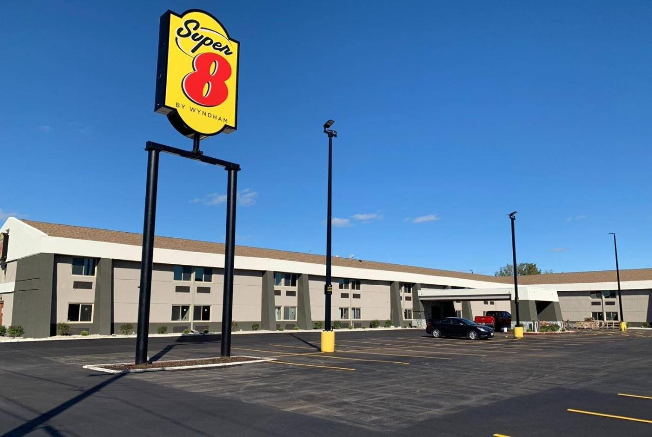 Super 8 By Wyndham South Holland Hotel Exterior photo